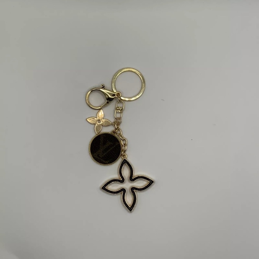 LV Louis Vuitton Bag Charm Key Holder Flower Shape & Round Monogram LV Logo